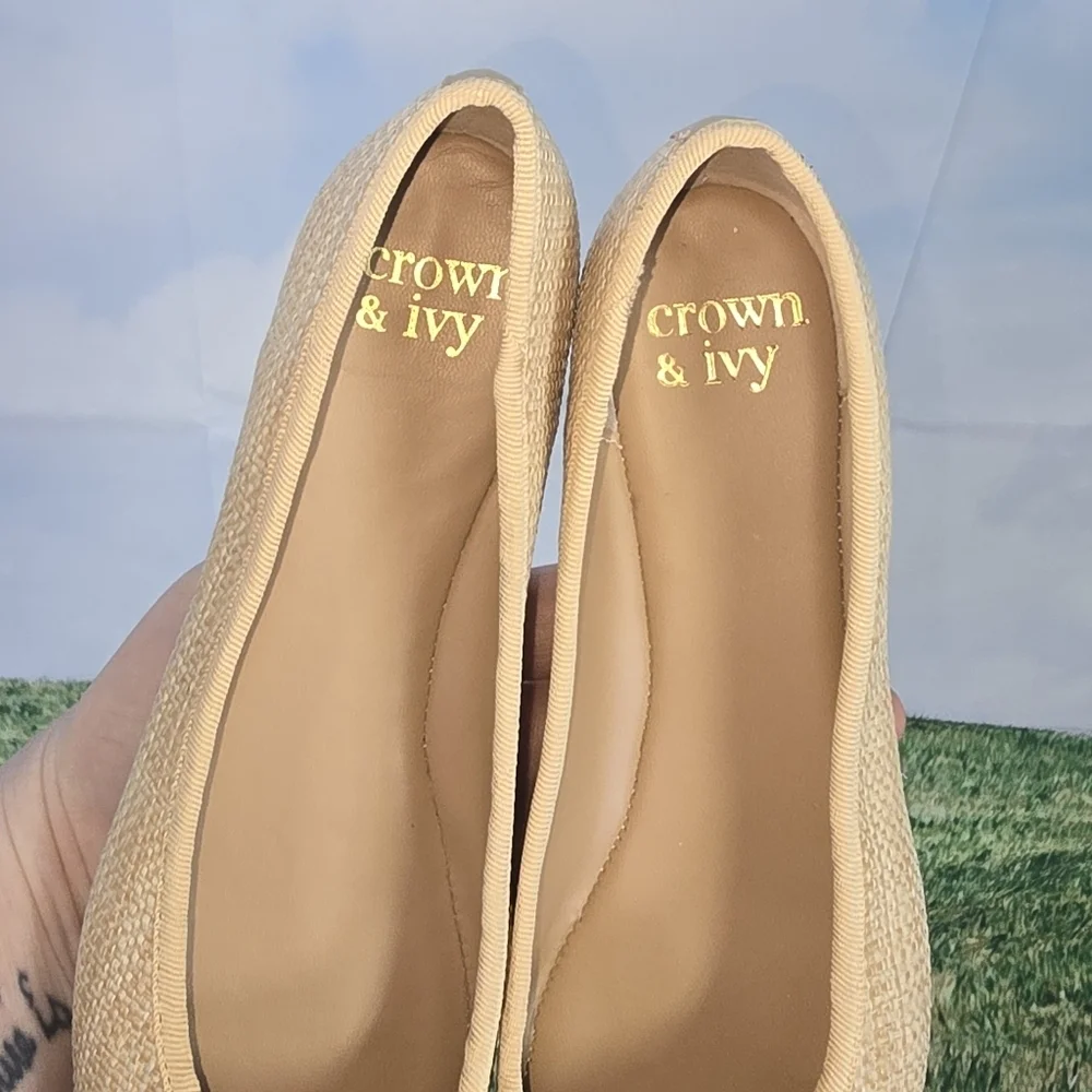 Crown & Ivy Whitney Woven Raffia Bow And Charm Embellished Ballet Flats Size 8